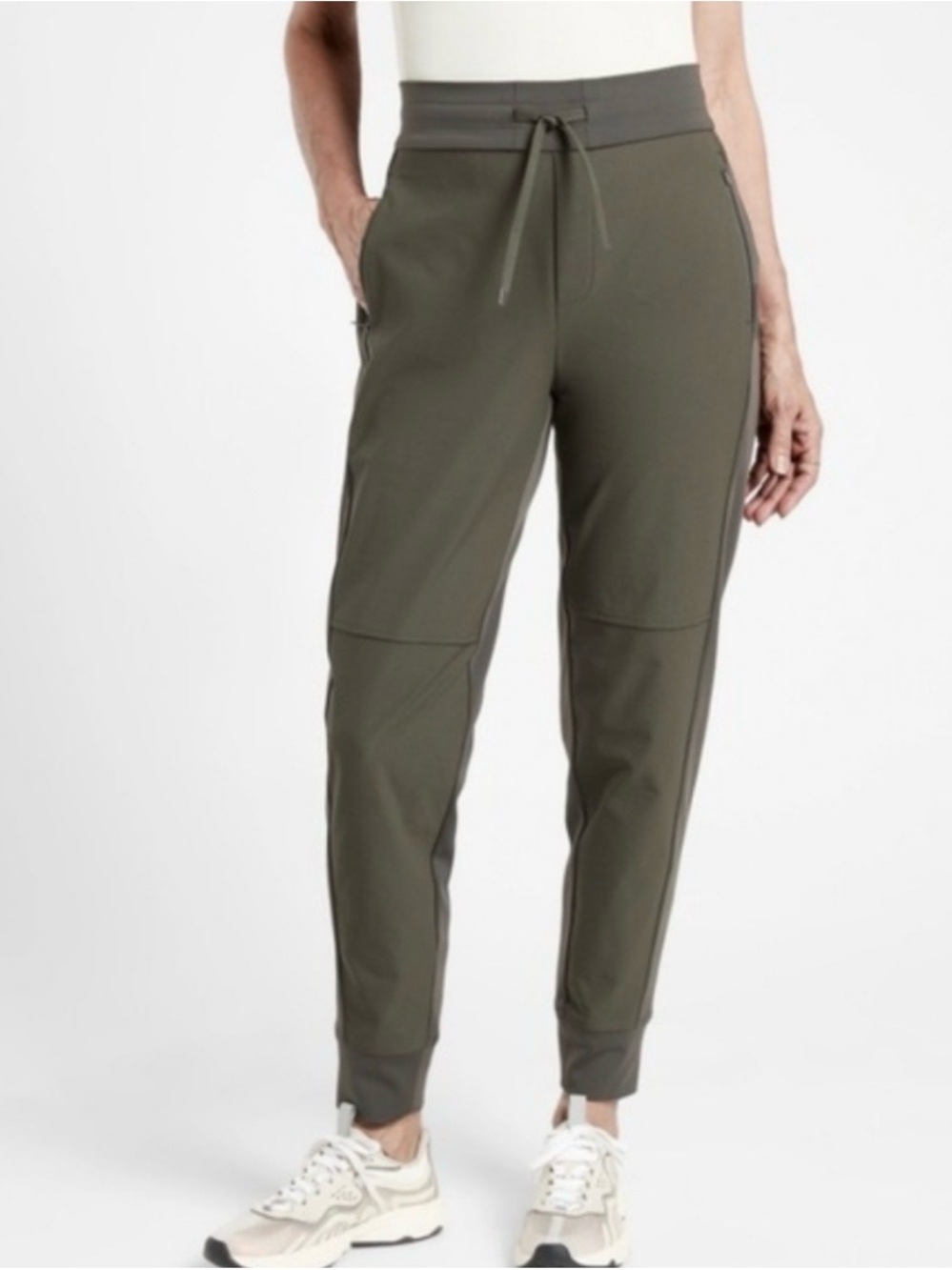 Athleta Headlands Hybrid Trek Jogger Olive Green Pants Size 12 Tall